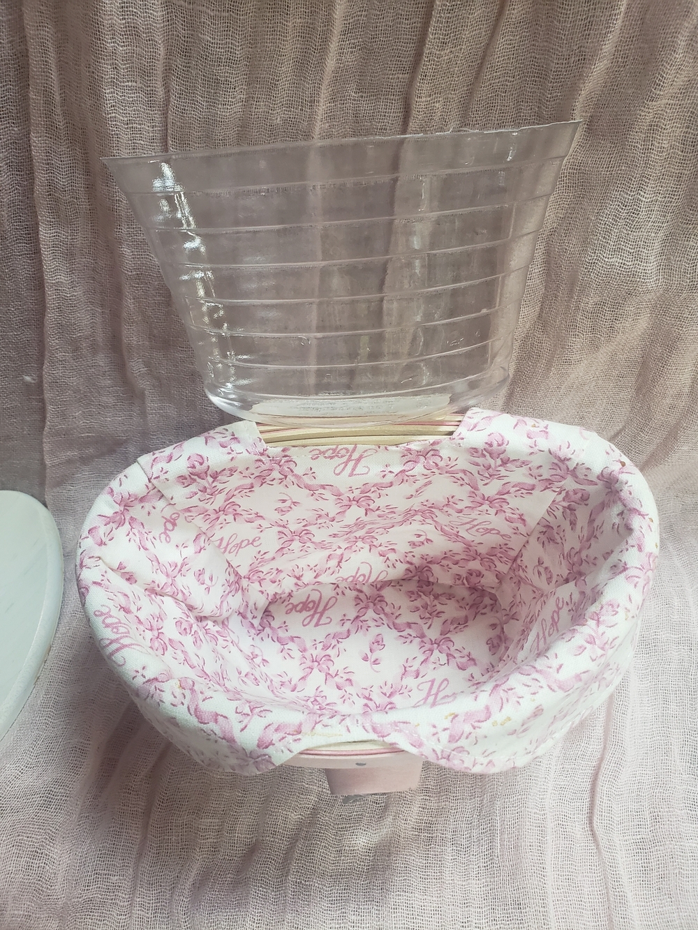 Longaberger 2007 Cream and Pink Ribbon Accent Handwoven HOPE Basket - Picture 3 of 8
